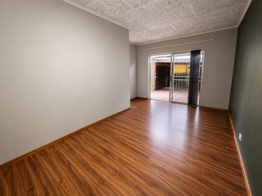 To Let 4 Bedroom Property for Rent in Fichardt Park Free State